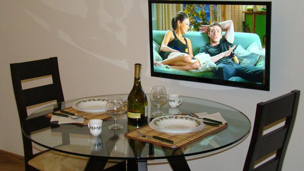 Pleasure Apartment Near Center Of Odessa Kültér fotó